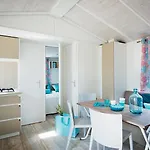 Κάμπινγκ Paradis Le Pearl