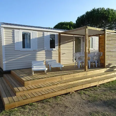 Paradis Le Pearl Camping