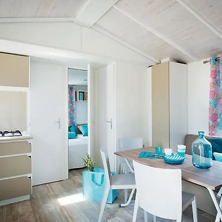 Campeggio Paradis Le Pearl