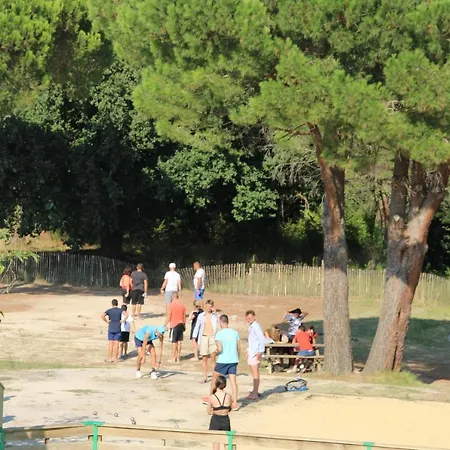 Campsite Paradis Le Pearl 4*