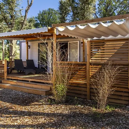 Paradis Le Pearl Camping